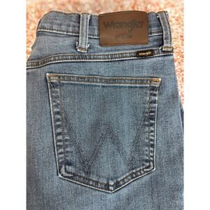 Wrangler Relaxed Fit Jeans‎ Mens Denim Blue Classic Everyday Casual Pants